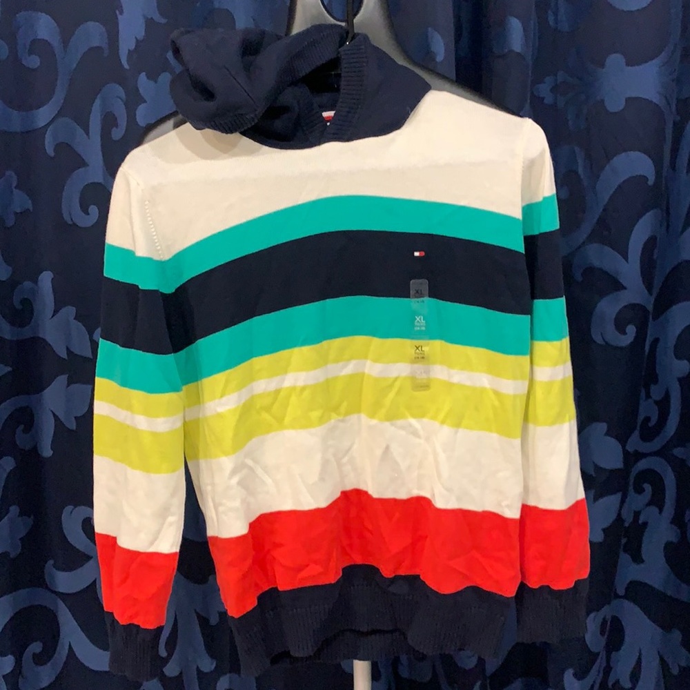 Tommy Hilfiger sweater
